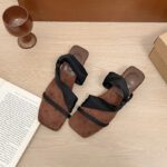 Square head heightened wedge heel slippers - Image 7
