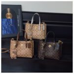 New Style Shoulder Bag with a High-End Feel, Versatile Crossbody Bag - Image 10