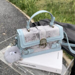 fashionable hot-selling small square handbag