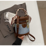 advanced style versatile texture retro messenger bag