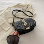 Korean style fashion shoulder messenger bag - Image 5