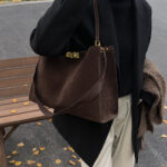 Ladies shoulder handbag tote bag large capacity suede commuter - Image 5