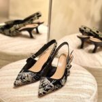 Christian Dior Premium Retro Golden Embroidered Baotou High-heeled Shoes - Image 4