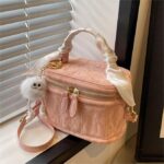 High-End, Simple and Versatile Bag for Women, 2026 Spring and Summer New Niche Design Bucket Bag