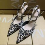 New ZARA Spring Women's Shoes Red Velvet Effect Pointed Temperament Thin Heel Muller Shoes T-Buckle Single Shoes - Image 2