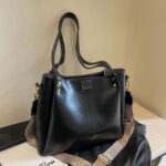 Retro Commuting Tote Bag Large Capacity Women's New Versatile Bag - Image 4