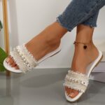 New Fashion Slippers with Pearl Buckle Versatile Solid Color Metal Decoration Round Toe Flat Sandals - Image 3