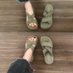 Trendy Women's Summer Outdoor Slippers 2026 New Korean Style Platform Thick-Soled Beach French Shoe - Image 6