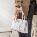 New women's handbag with large capacity and elegant lily embroidery - Image 2