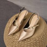 Exclusive for cross-border foreign trade: French-style pointed-toe high-heeled sandals - Image 4
